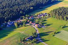 Ortsteil Aischfeld von Südwesten im Ortsteil Peterzell in Alpirsbach im Bundesland Baden-Württemberg, Deutschland