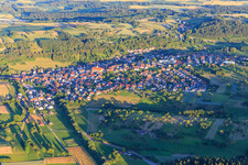 Dorfansicht aus Nordwesten im Ortsteil Altheim in Horb am Neckar im Bundesland Baden-Württemberg, Deutschland