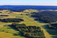 Flugplatz Winzeln - EDTW in Fluorn-Winzeln im Bundesland Baden-Württemberg, Deutschland