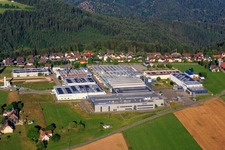 Industriegebiet Sulgener Straße mit BETEK GmbH & Co.KG, SIMON GROUP Aichhalden, SITEK - A BETEK BRAND and Karl SIMON GmbH & Co. KG im Ortsteil Vorderaichhalden im Bundesland Baden-Württemberg, Deutschland