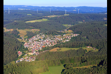 Ortsansicht aus Osten im Ortsteil Tennenbronn in Schramberg im Bundesland Baden-Württemberg, Deutschland