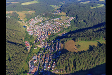 Ortsübersicht aus Osten im Ortsteil Tennenbronn in Schramberg im Bundesland Baden-Württemberg, Deutschland