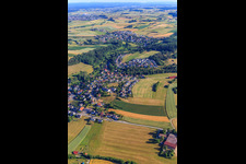 Dorfansicht von Süden im Ortsteil Stetten in Zimmern ob Rottweil im Bundesland Baden-Württemberg, Deutschland