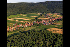 Ortsansicht aus Osten in Cleebourg im Bundesland Bas-Rhin, Frankreich