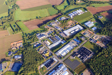 Industrie- und Gewerbepark Grafenwald mit Rüggeberg GmbH & Co. KG, August, Eu-Rec GmbH und PaX Fenster Hermeskeil GmbH im Bundesland Rheinland-Pfalz, Deutschland