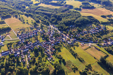 Buweiler-Rathen von Nordwesten in Wadern im Bundesland Saarland, Deutschland