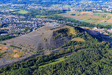 Saarpolygon "Tor in die Zukunft" auf der Bergenhalde in Ensdorf im Bundesland Saarland, Deutschland