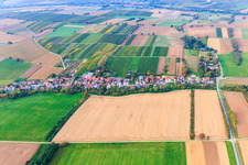 Vollmersweiler von Westen im Bundesland Rheinland-Pfalz, Deutschland