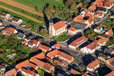 Luftbild von Eglise paroissiale de l' Immaculée Conception de la Vierge d' Aschbach im Bundesland Bas-Rhin, Frankreich