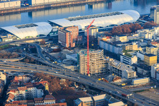 Halb abgerissenes, ehemaliges Rathaus Ludwigshafen im ehemaligen Rathaus Center an der noch abzureissenden Hochstraße Nord(B44) im Ortsteil Mitte in Ludwigshafen am Rhein im Bundesland Rheinland-Pfalz, Deutschland