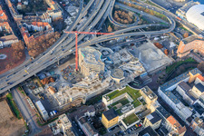 Drohnenaufname von Halb abgerissenes, ehemaliges Rathaus Ludwigshafen im ehemaligen Rathaus Center an der noch abzureissenden Hochstraße Nord(B44) im Ortsteil Mitte in Ludwigshafen am Rhein im Bundesland Rheinland-Pfalz, Deutschland