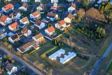 Lessingstraße und Containerlager an der Kandeler Straße in Rheinzabern im Bundesland Rheinland-Pfalz, Deutschland