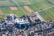 Wollmesheimer Höhe mit Wickert Maschinenbau GmbH und WASGAU Frischemarkt Landau in Landau in der Pfalz im Bundesland Rheinland-Pfalz, Deutschland