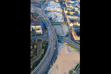 Gelände der künftigen Helmut-Kohl Allee auf dem Grund des bis auf die Grundmauern abgerissenen, ehemaligen Rathaus Center an der noch abzureissenden Hochstraße Nord(B44) im Ortsteil Mitte in Ludwigshafen am Rhein im Bundesland Rheinland-Pfalz, Deutschland