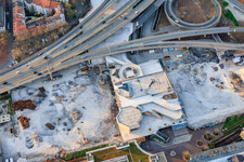 Gelände der künftigen Helmut-Kohl Allee auf dem Grund des bis auf die Grundmauern abgerissenen, ehemaligen Rathaus Center an der noch abzureissenden Hochstraße Nord(B44) im Ortsteil Mitte in Ludwigshafen am Rhein im Bundesland Rheinland-Pfalz, Deutschland