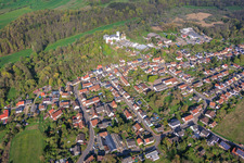 Dorfansicht im Bliestal mit Bliesmühle von Südosten im Ortsteil Breitfurt in Blieskastel im Bundesland Saarland, Deutschland