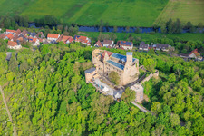 Burg Trimburg von Südosten im Ortsteil Trimberg in Elfershausen im Bundesland Bayern, Deutschland