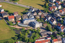 Restaurant Delle Rose und AXA Regionalvertretung Bösinger & Gröner OHG im Ortsteil Sulgen in Schramberg im Bundesland Baden-Württemberg, Deutschland