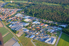 Gewerbegebiet Im Gereut aus Nordwesten in Hatzenbühl im Bundesland Rheinland-Pfalz, Deutschland