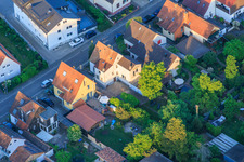Waldstraße in der Gartenstadt-Siedlung in Kandel im Bundesland Rheinland-Pfalz, Deutschland