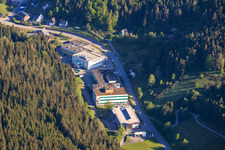 SKT Schwarzwälder Kugel-und Rollentechnik GmbH & Co. KG und Firmencampus blukii im Ortsteil Tennenbronn in Schramberg im Bundesland Baden-Württemberg, Deutschland