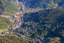 Stadtansicht aus Süden in Schramberg im Bundesland Baden-Württemberg, Deutschland