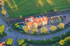 Bahnhof mit Hotel-Restaurant zum Bahnhof 1894 Rohrbach im Bundesland Rheinland-Pfalz, Deutschland