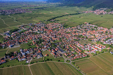 Maikammer aus Nordosten im Bundesland Rheinland-Pfalz, Deutschland
