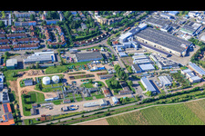 Öl- und Erdgastanks der ONEO GmbH & Co. KG in Landau in der Pfalz im Bundesland Rheinland-Pfalz, Deutschland