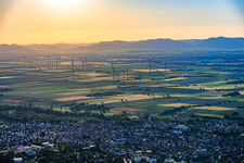 Windpark aus Südosten am Morgen in Offenbach an der Queich im Bundesland Rheinland-Pfalz, Deutschland
