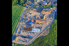 Baugebiet des neuen Campus von X2E für Verwaltungs- und Produktionsgebäude in Rohrbach im Bundesland Rheinland-Pfalz, Deutschland