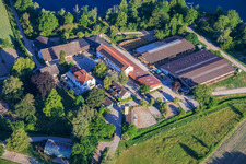 Ludwigshof mit Reitclub Speyer e.V. am Ufer des Wammsee im Bundesland Rheinland-Pfalz, Deutschland