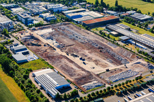 Industriegebiet Landau Ost mit dem Abrissgelände des seit 2005 geschlossenen füheren Standorts Ronal GmbH (früher Alcan Aluminium-Presswerk Pfalz GmbH) in Landau in der Pfalz im Bundesland Rheinland-Pfalz, Deutschland
