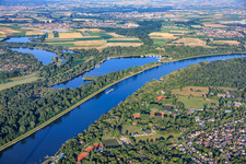 Kiefweiher/Kiefscher Weiher am RHein Rhein im Ortsteil Rheingönheim in Ludwigshafen im Bundesland Rheinland-Pfalz, Deutschland