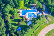 Waldfreibad Herxheim in Herxheim bei Landau im Bundesland Rheinland-Pfalz, Deutschland