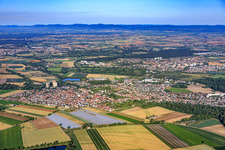 Neuhofen von Osten im Bundesland Rheinland-Pfalz, Deutschland