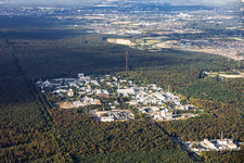 Karlsruhe Institut für Technologie - Campus Nord und Wiederaufarbeitungsanlage Karlsruhe (WAK) aus Nordosten in Linkenheim-Hochstetten im Bundesland Baden-Württemberg, Deutschland