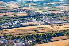 Bauarbeiten an der Baustelle für das neue Logistikzentrum von Cain International durch den Projektentwickler NVELOP in Landau in der Pfalz im Bundesland Rheinland-Pfalz, Deutschland