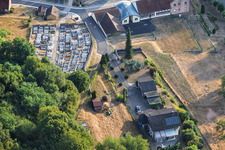Friedhof an der Rue de l'École in Breidenbach im Bundesland Moselle, Frankreich