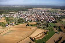 Schaafheim von Süden im Bundesland Hessen, Deutschland