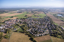 Ringstraße von Westen im Ortsteil Sickenhofen in Babenhausen im Bundesland Hessen, Deutschland