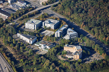 Ortsteil Am Hardtwald mit Radisson Blu Hotel Karlsruhe, DACHSER Logistikzentrum Karlsruhe Air & Sea Logistics und Atrium Möbel und Design GmbH in Ettlingen im Bundesland Baden-Württemberg, Deutschland