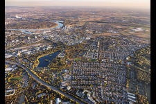 Stadtübersicht aus Norden bis Rheingönheim im Ortsteil Gartenstadt in Ludwigshafen im Bundesland Rheinland-Pfalz, Deutschland