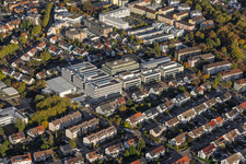 Schulzentrum mit Bertha-von-Sutter-Schule, Albert-Einsterin-Schule und Kreis-Medien-Zentrum in Ettlingen im Bundesland Baden-Württemberg, Deutschland
