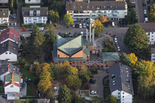 Kirche St. Margaretha im Ortsteil Wolfartsweier in Karlsruhe im Bundesland Baden-Württemberg, Deutschland