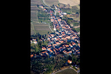 Drohnenbild von Rott im Bundesland Bas-Rhin, Frankreich