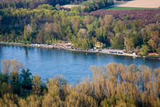 Anlegestelle der Rhein-Fähre Leimersheim in Leopoldshafen in Eggenstein-Leopoldshafen im Bundesland Baden-Württemberg, Deutschland