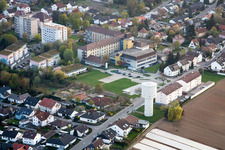 Asklepius Klinik hinte dem Wasserturm in Kandel im Bundesland Rheinland-Pfalz, Deutschland