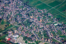 Schrägluftbild von Ortsteil Conweiler in Straubenhardt im Bundesland Baden-Württemberg, Deutschland