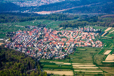 Dorf von Südosten im Ortsteil Spessart in Ettlingen im Bundesland Baden-Württemberg, Deutschland